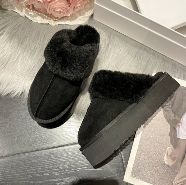 Aby Black Slippers